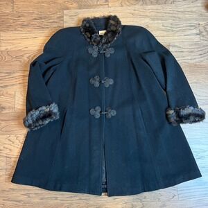 Lorovi Vintage‎ Black Wool Swing Coat with Faux Fur Trim Frog Closures Women